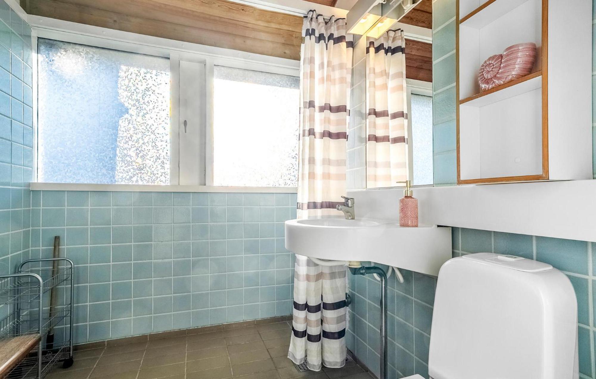Gorgeous Home In Aabenraa With Wifi ภายนอก รูปภาพ
