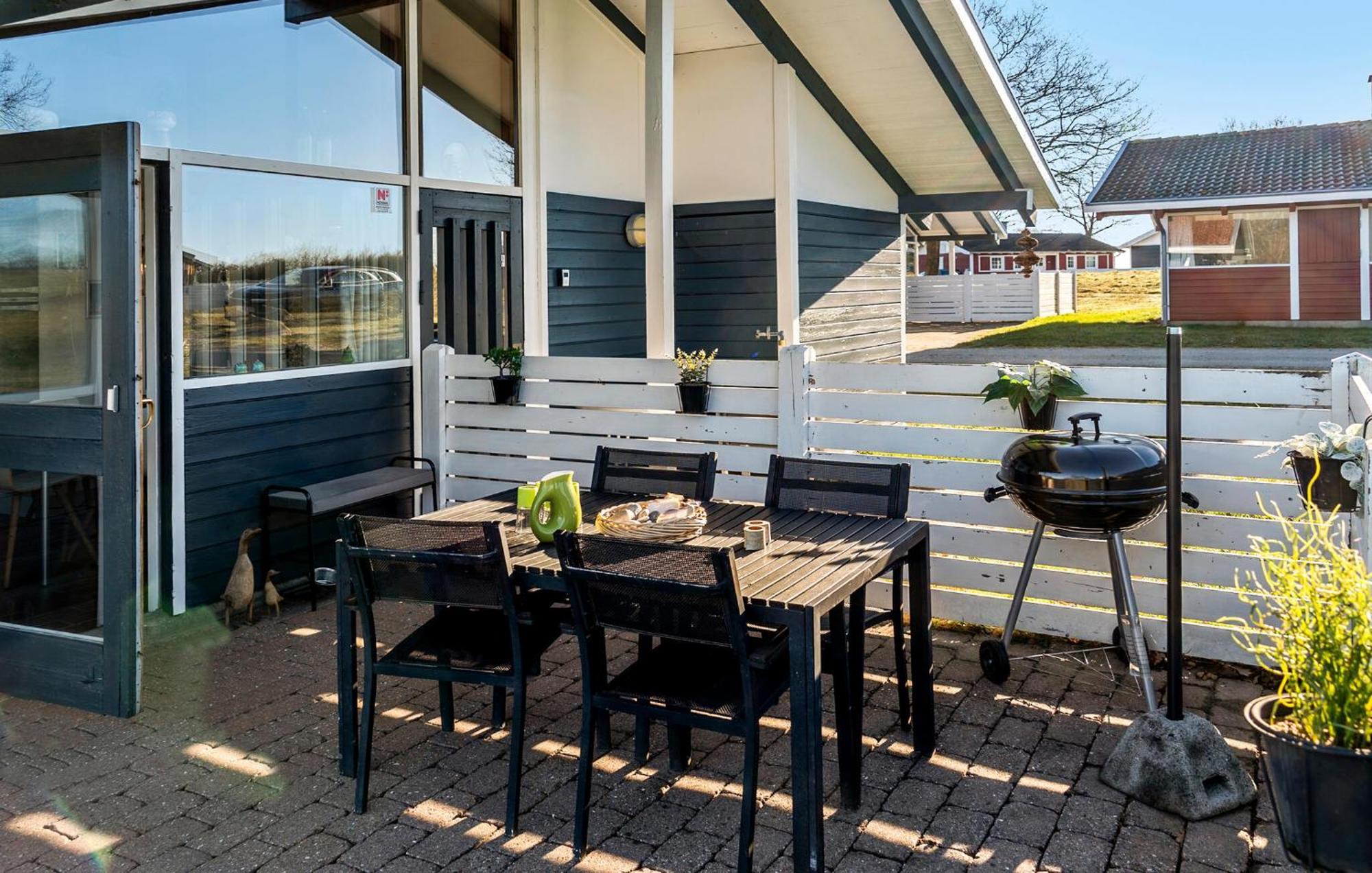 Gorgeous Home In Aabenraa With Wifi ภายนอก รูปภาพ