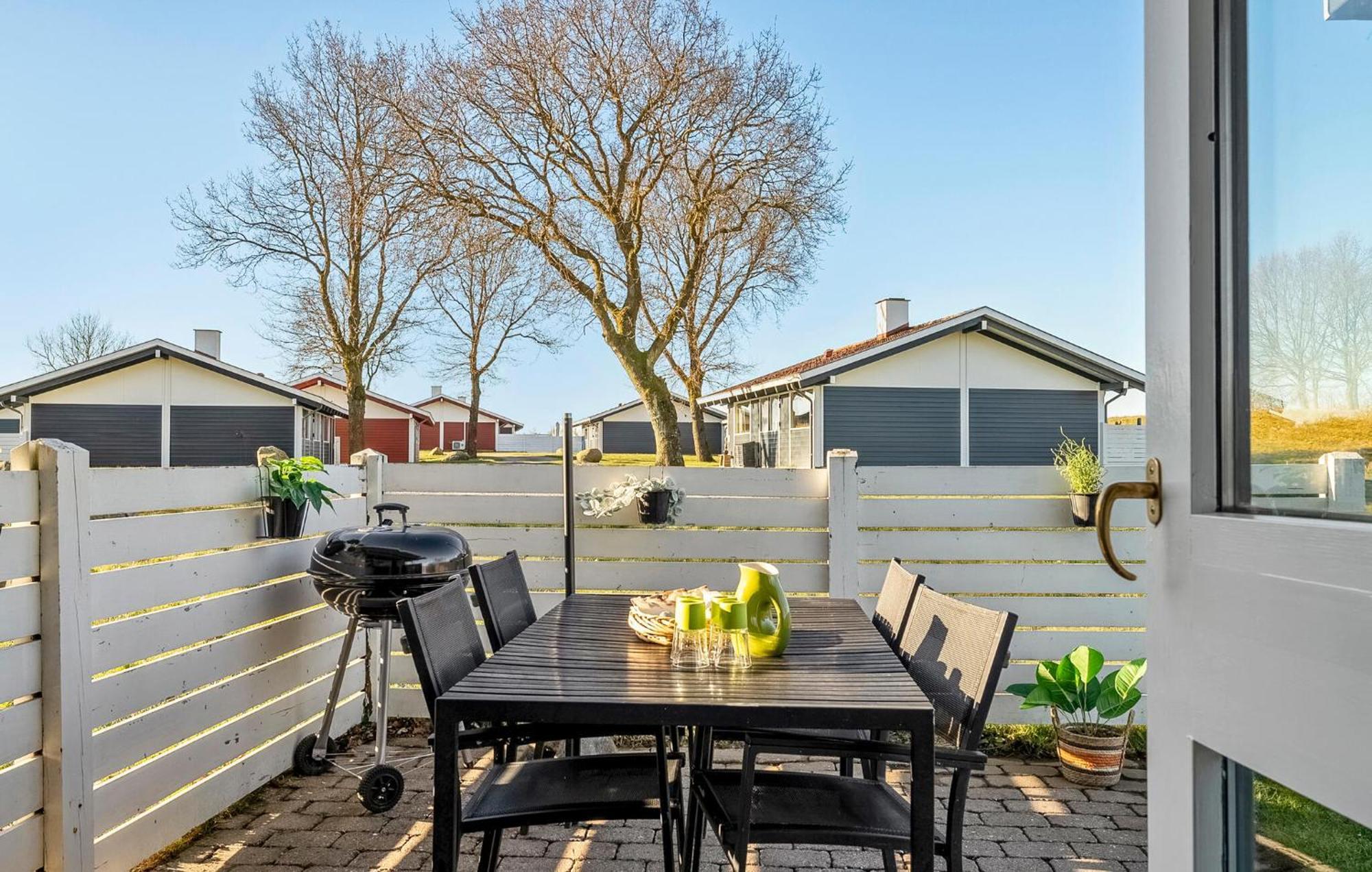 Gorgeous Home In Aabenraa With Wifi ภายนอก รูปภาพ